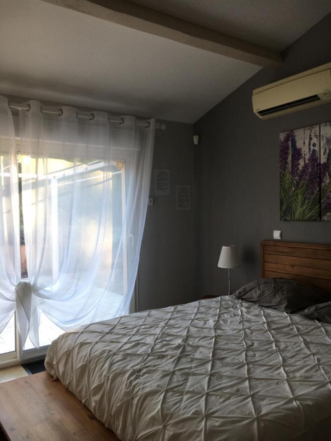 Les Lavandes Bed & Breakfast Alleins ภายนอก รูปภาพ