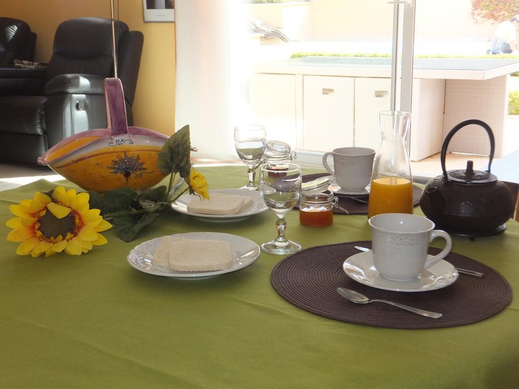 Les Lavandes Bed & Breakfast Alleins ห้อง รูปภาพ
